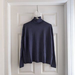 Everlane Luxe Wool Square Turtleneck - Size M